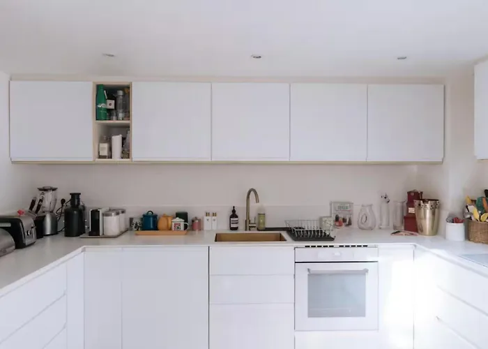 Stylish 1bd Loft Canal Saint-martin! Paris