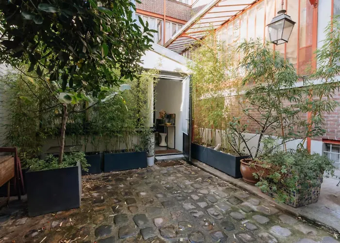 Stylish 1bd Loft Canal Saint-martin! Paris