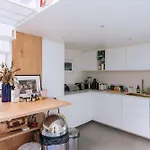 Stylish 1bd Loft Canal Saint-martin! Apartment